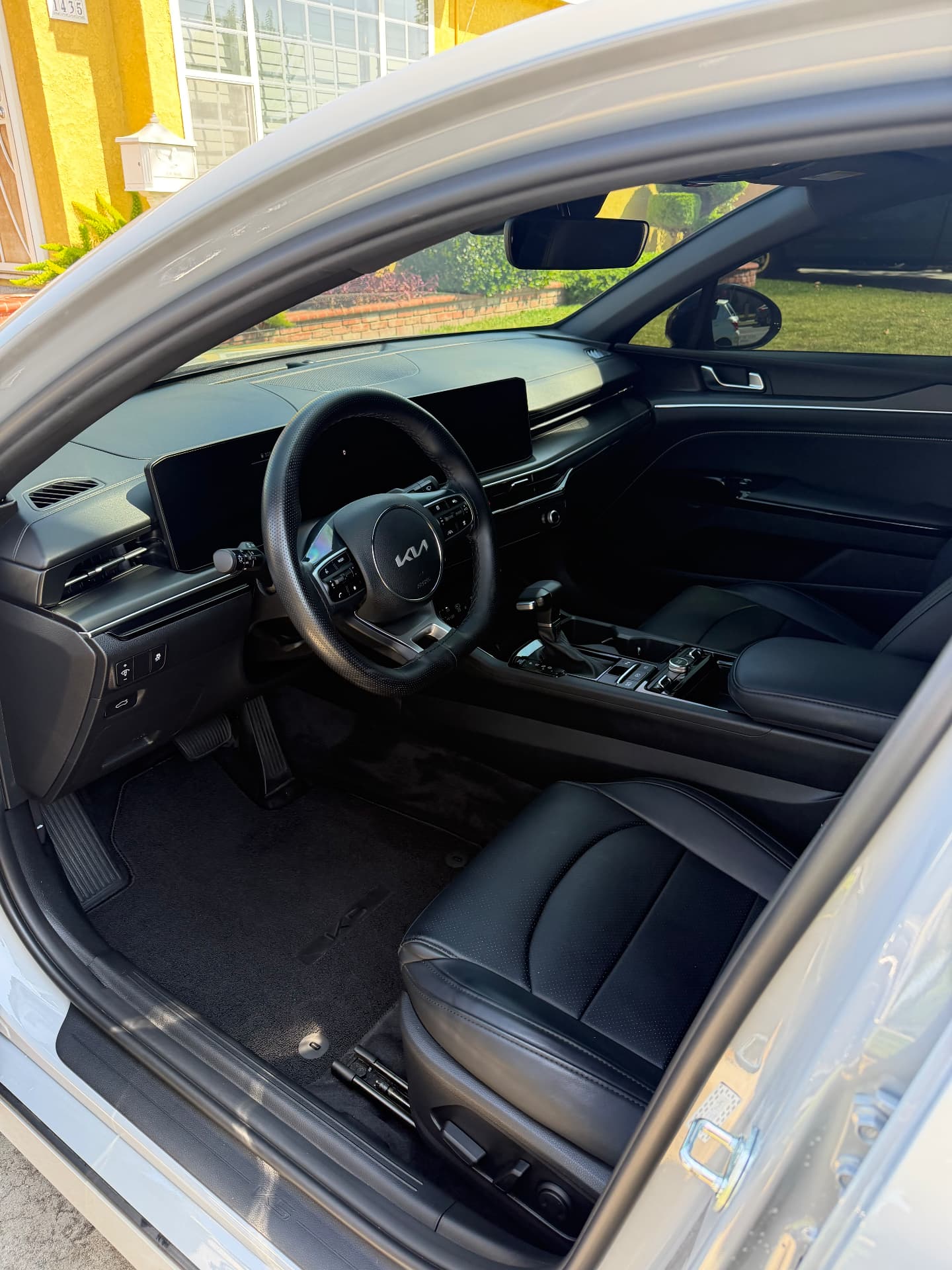 Sedan interior after full interior detail